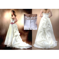 Adembenemende Bruidsjurk "Venezian". Maat 34,36