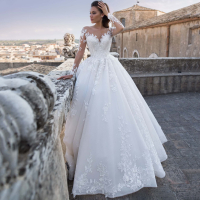 Bruidsjurk "Eldana". Maat 38,40,42